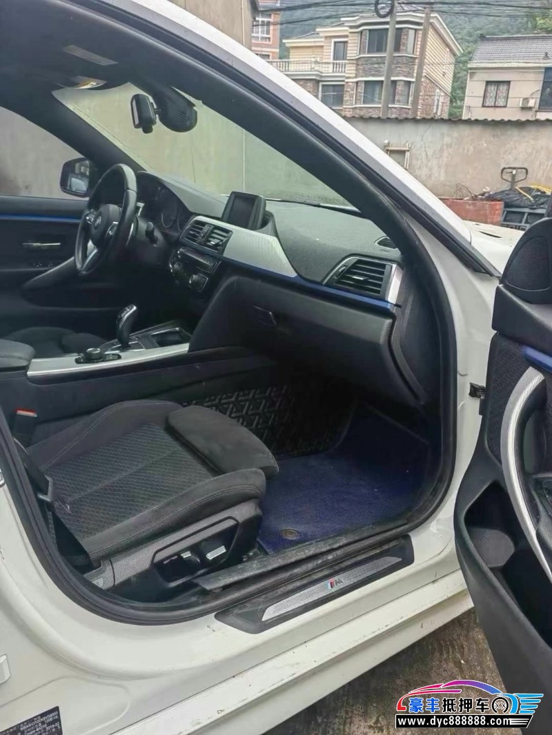 19年宝马4系轿车抵押车出售