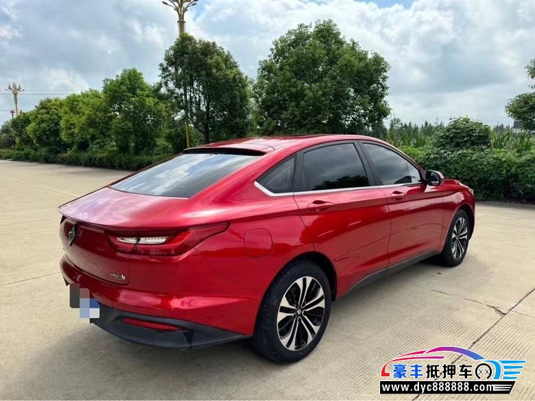 19年宝骏RC6轿车抵押车出售