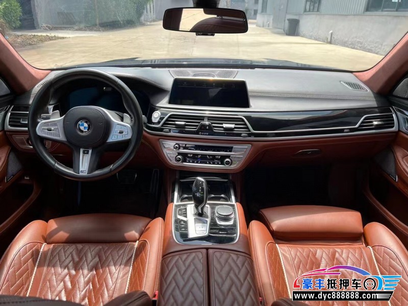 19年宝马7系轿车抵押车出售