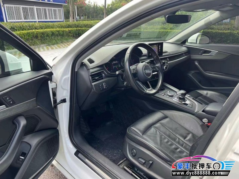 16年奥迪A4轿车抵押车出售