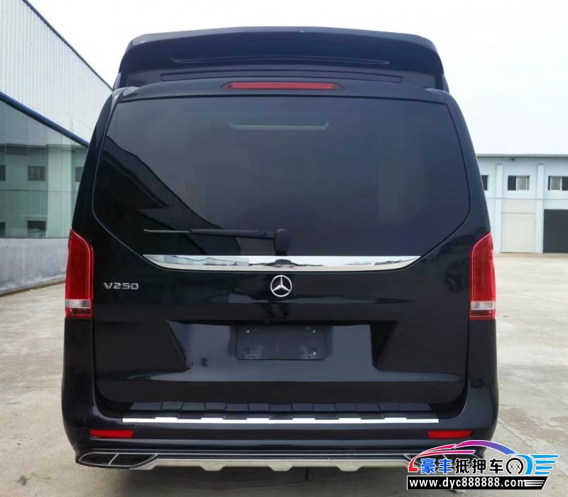 19年奔驰V轿车抵押车出售