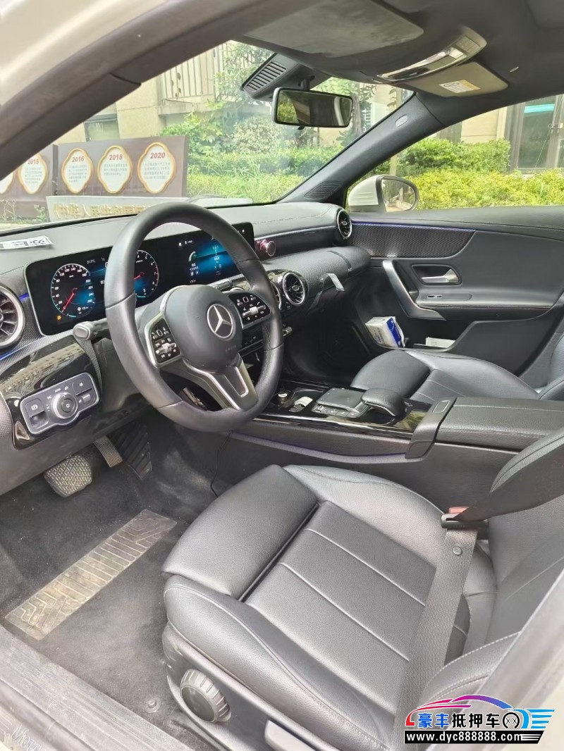 20年奔驰ASUV抵押车出售