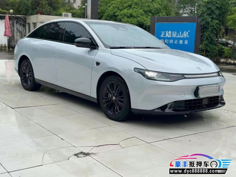 24年零跑c01轿车抵押车出售