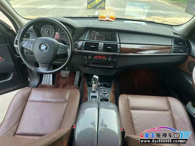 13年宝马X5轿车抵押车出售