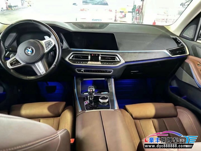 22年宝马X5SUV抵押车出售