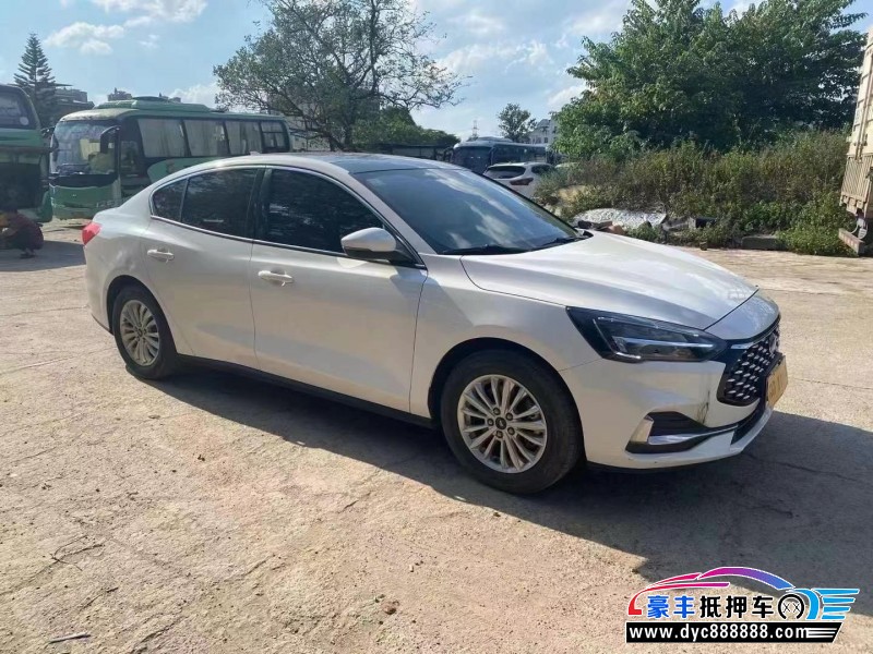 21年福特福克斯轿车抵押车出售