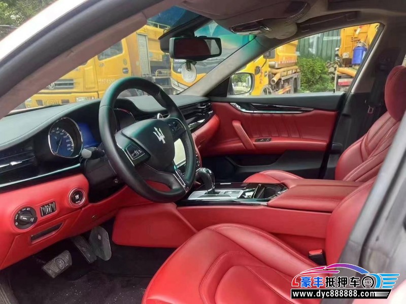 14年玛莎拉蒂总裁轿车抵押车出售