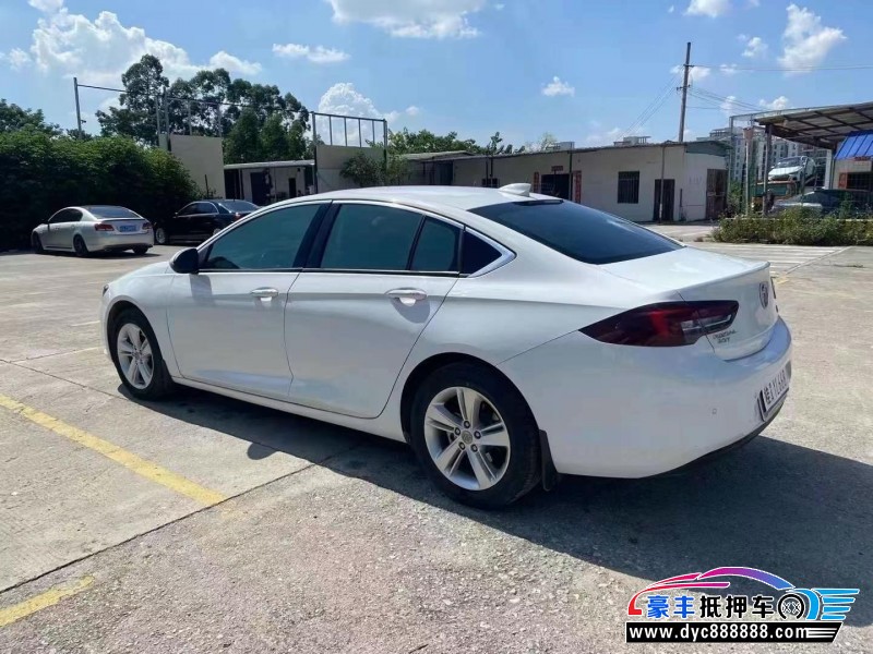 20年别克君威轿车抵押车出售