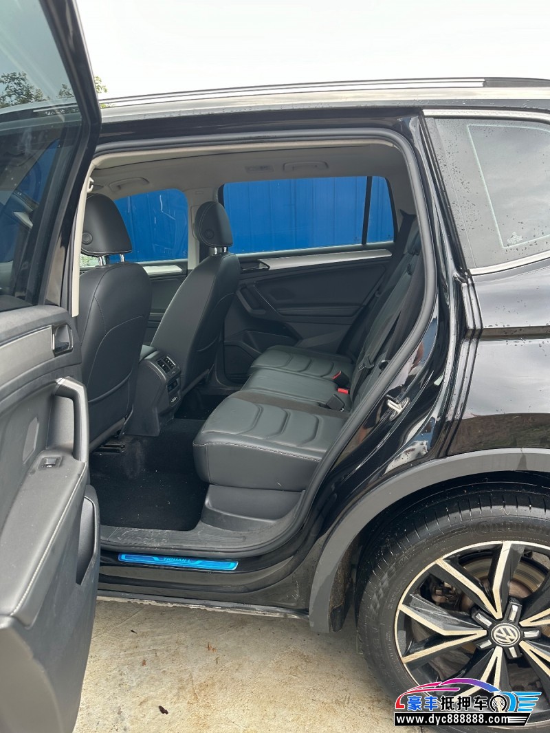 20年大众途观轿车抵押车出售