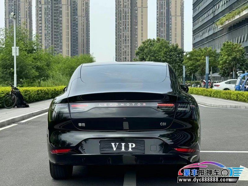 24年零跑c01轿车抵押车出售