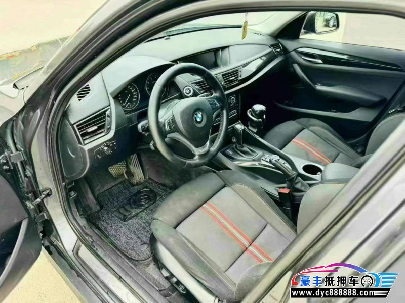 13年宝马X1轿车抵押车出售