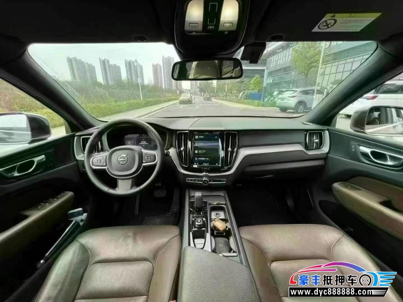 22年沃尔沃XC60轿车抵押车出售