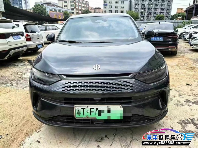 23年零跑C11轿车抵押车出售