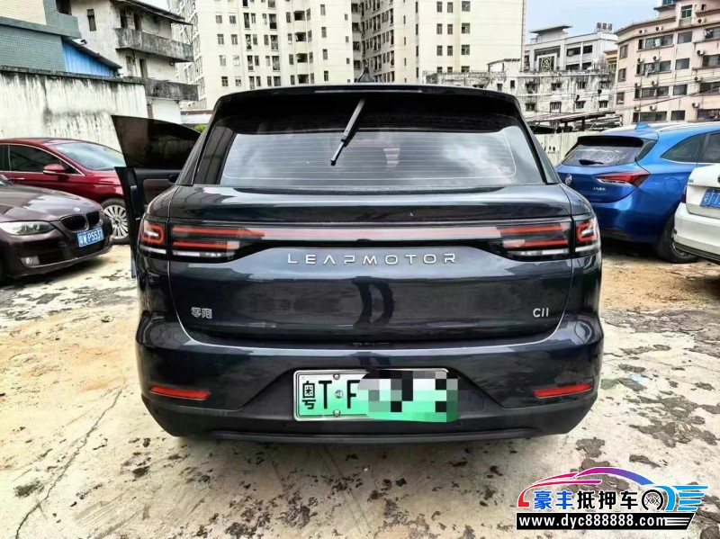 23年零跑C11轿车抵押车出售