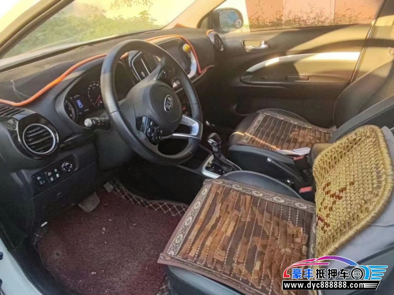 19年起亚KX1轿车抵押车出售