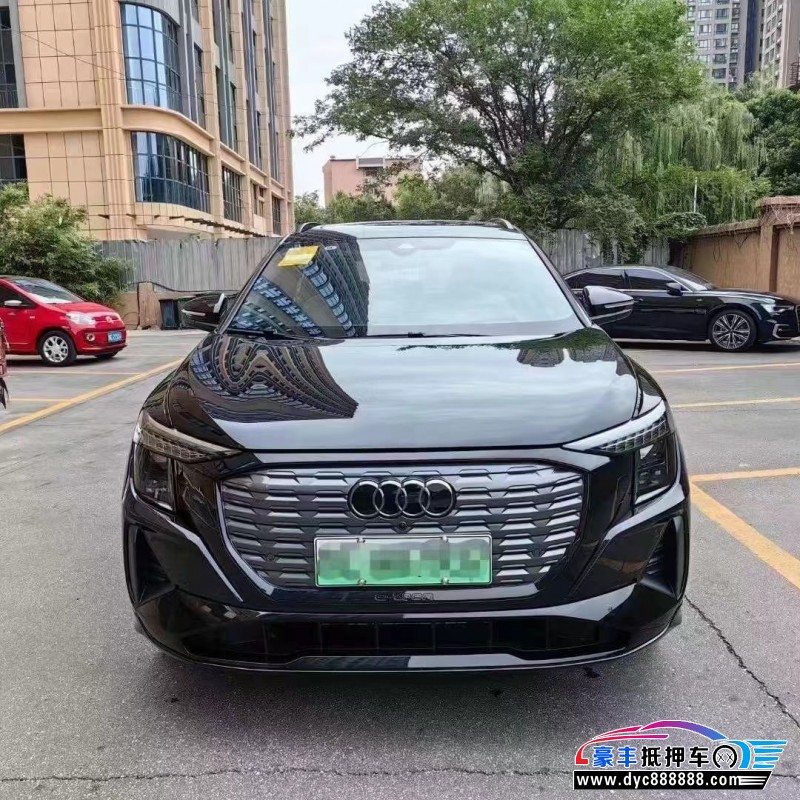 24年奥迪Q5轿车抵押车出售