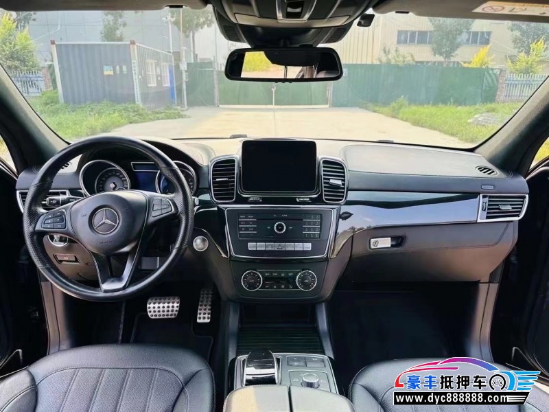 17年奔驰GLE轿车抵押车出售