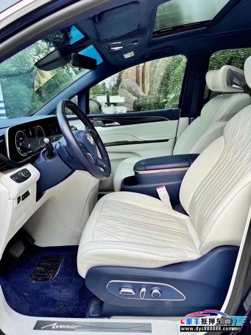 20年别克GL8轿车抵押车出售