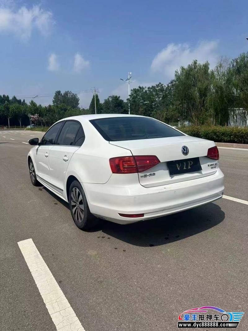 18年大众速腾轿车抵押车出售