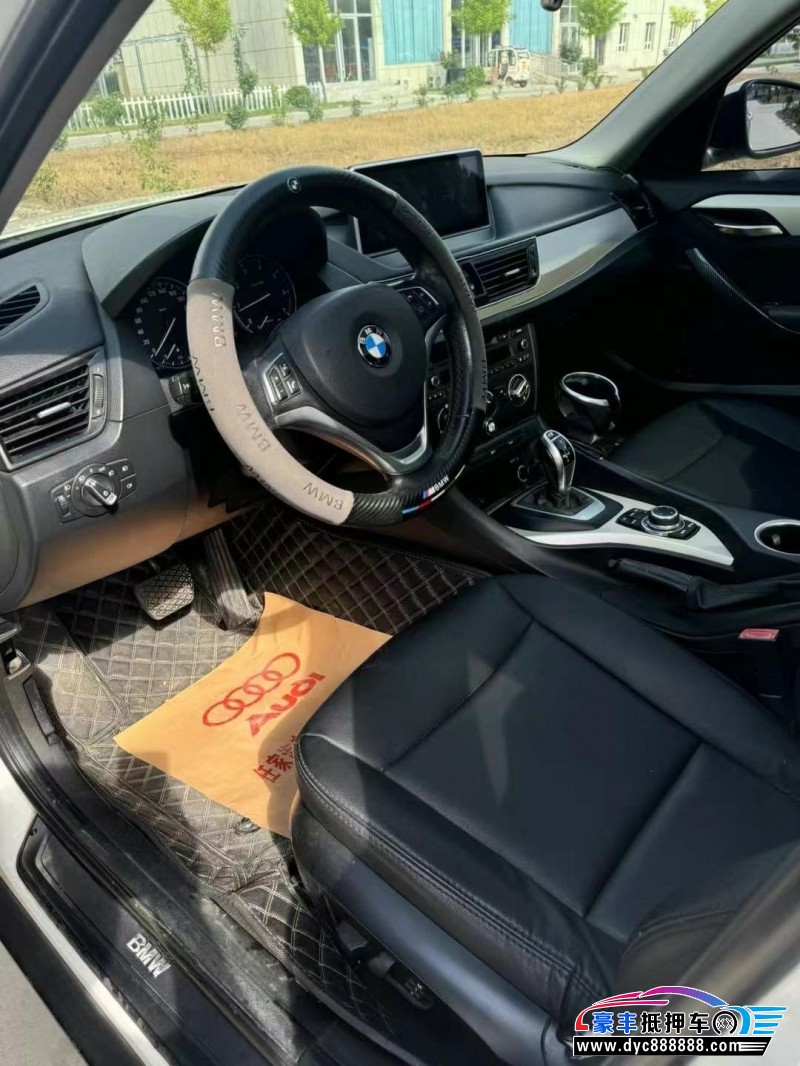 15年宝马X1轿车抵押车出售