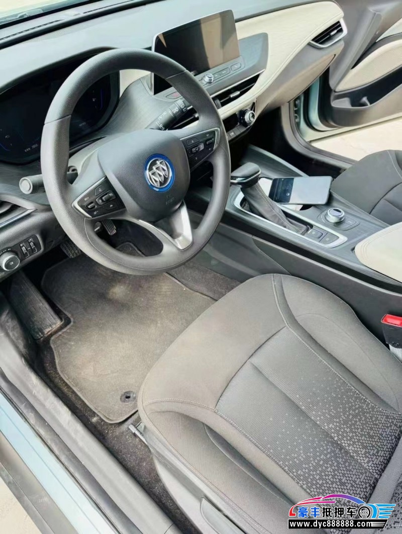 23年别克微蓝轿车抵押车出售