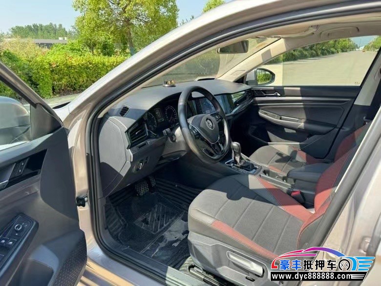 18年大众宝来轿车抵押车出售