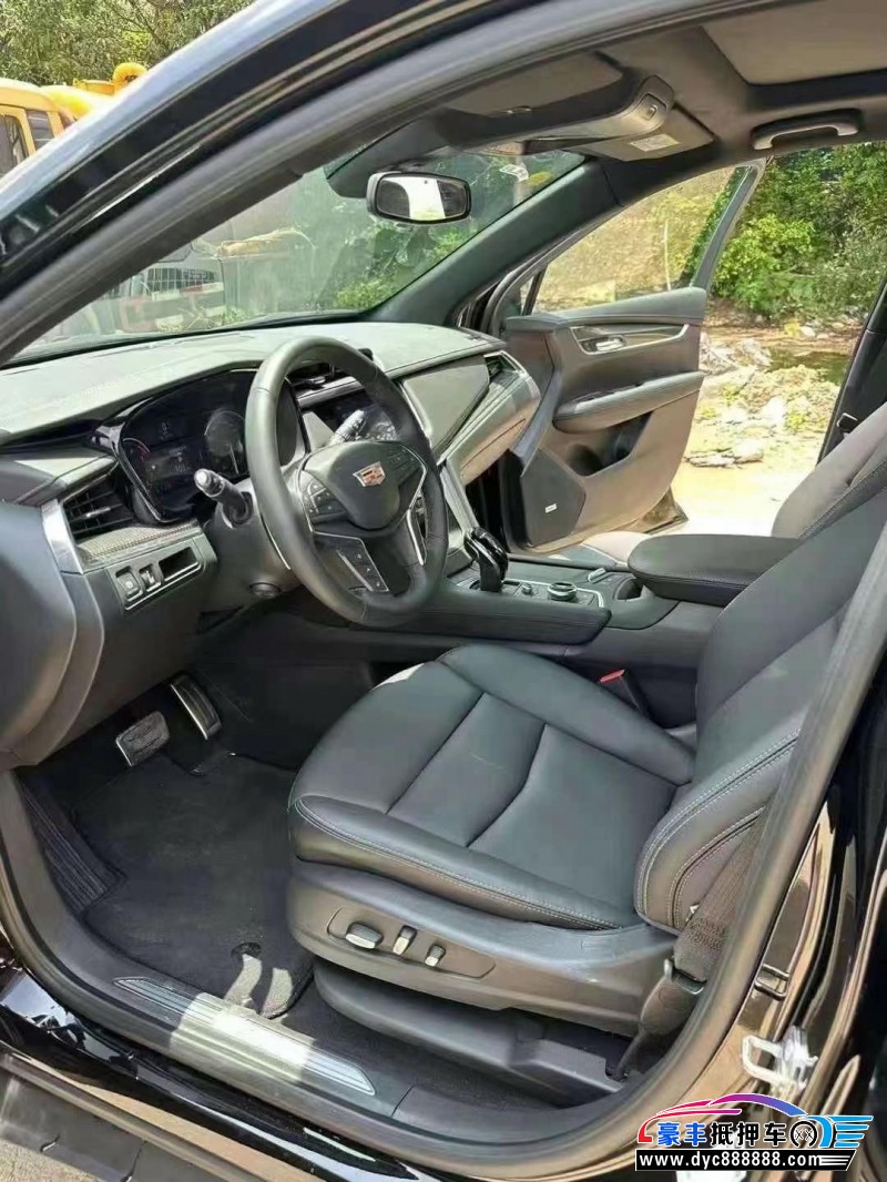 22年凯迪拉克XT5轿车抵押车出售