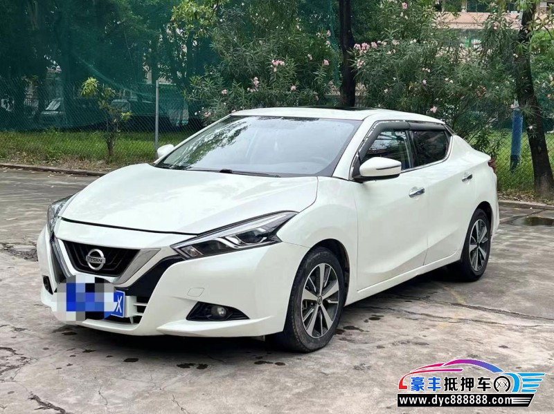 19年日产蓝鸟轿车抵押车出售