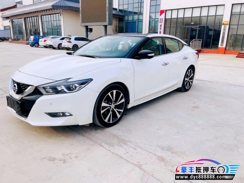 19年日产西玛轿车抵押车出售