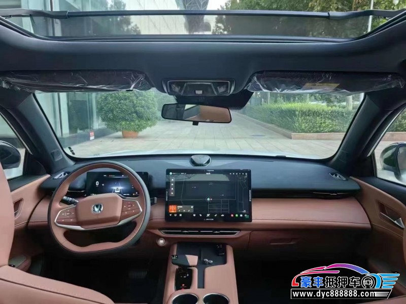 24年长安长安UNI轿车抵押车出售