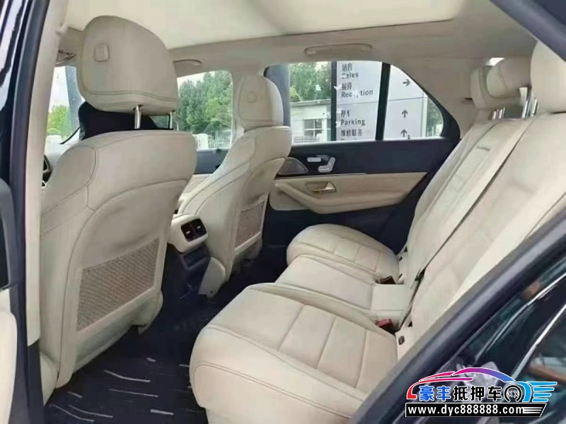 20年奔驰GLE轿车抵押车出售