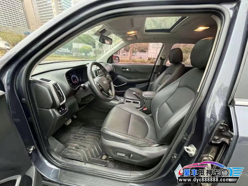 18年现代ix35轿车抵押车出售