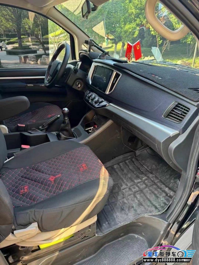 22年东风风行菱智轿车抵押车出售