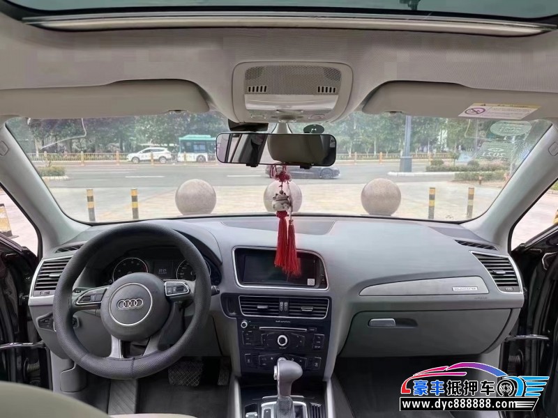 14年奥迪Q5轿车抵押车出售