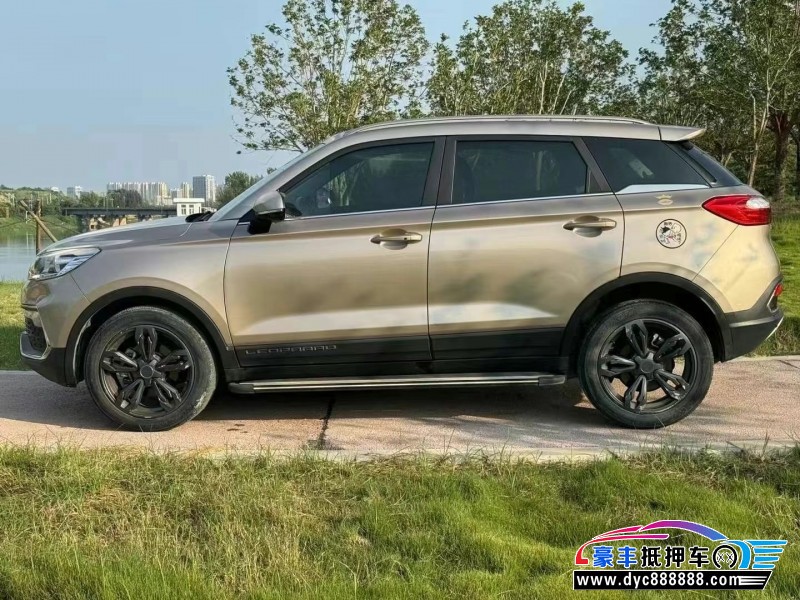 19年猎豹汽车CS9轿车抵押车出售