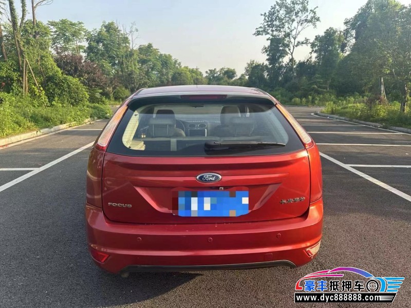 11年福特福克斯轿车抵押车出售