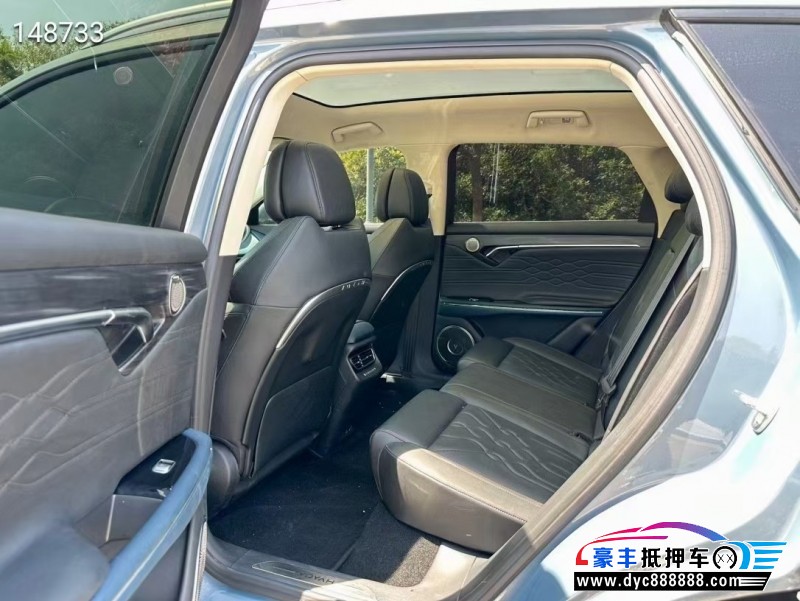 22年岚图FREE轿车抵押车出售