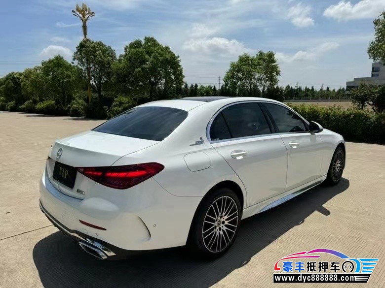 23年奔驰C轿车抵押车出售