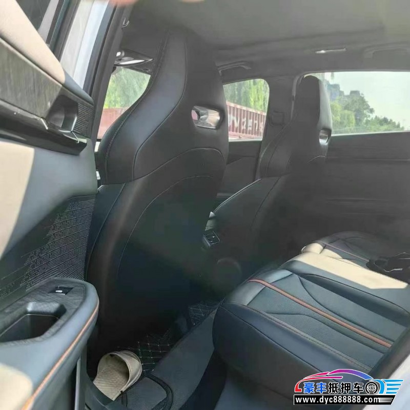 24年长安长安UNI轿车抵押车出售