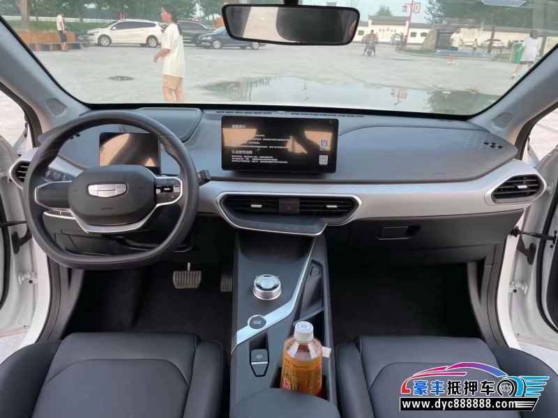 24年吉利几何轿车抵押车出售