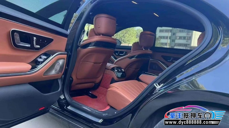 23年奔驰S轿车抵押车出售