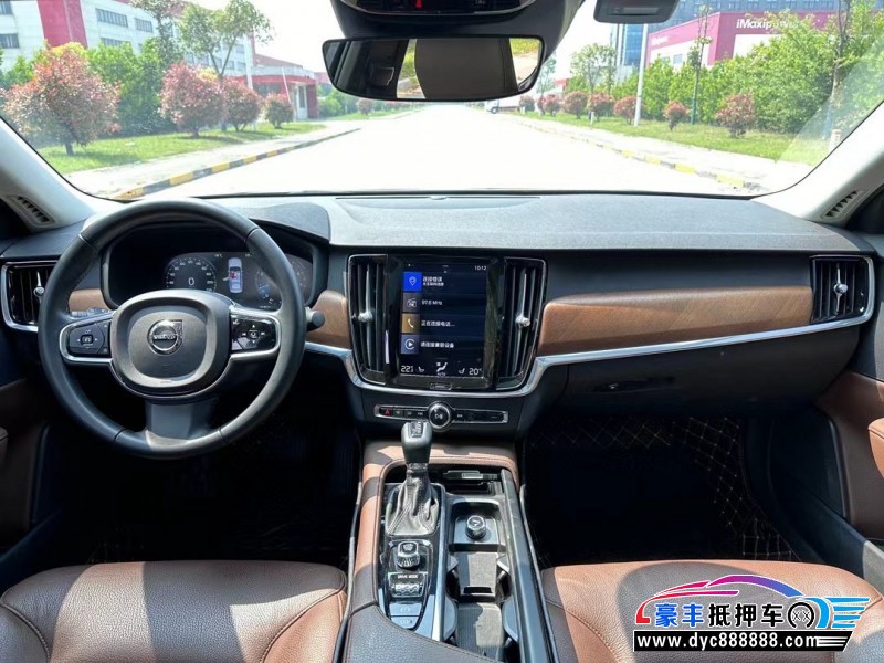 20年沃尔沃S90轿车抵押车出售
