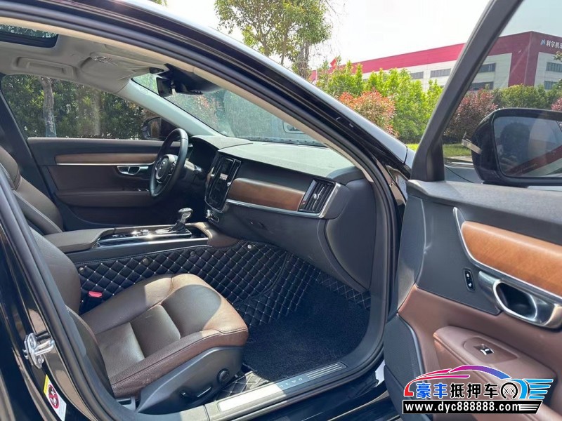 20年沃尔沃S90轿车抵押车出售