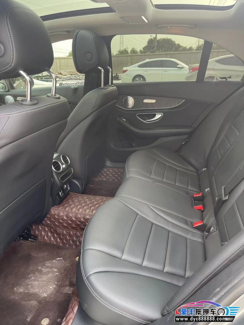 20年奔驰C轿车抵押车出售