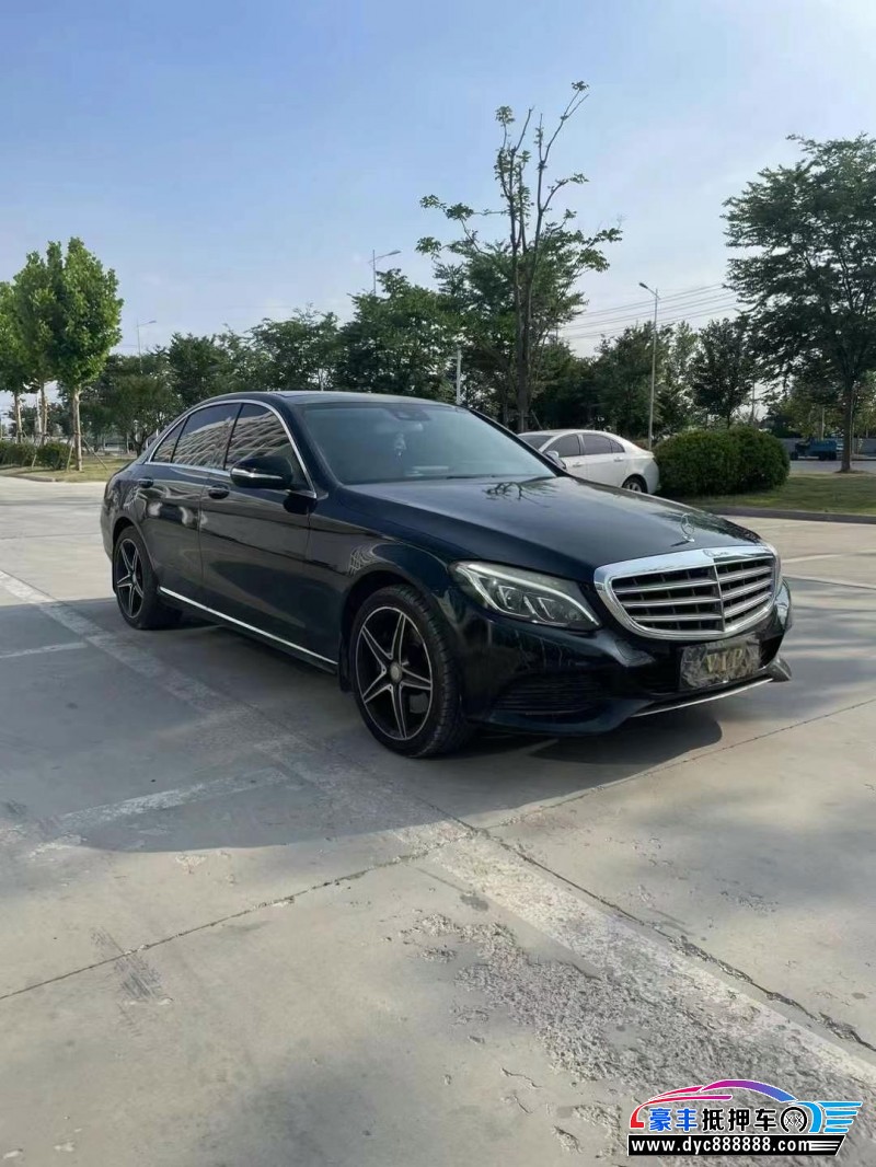 17年奔驰C轿车抵押车出售