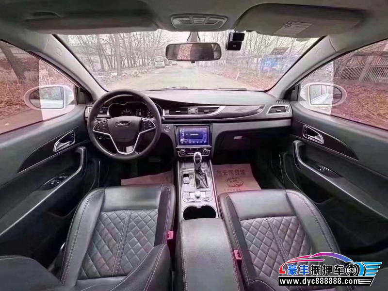 18年众泰Z560轿车抵押车出售