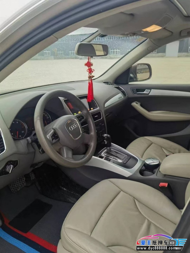 12年奥迪Q5轿车抵押车出售