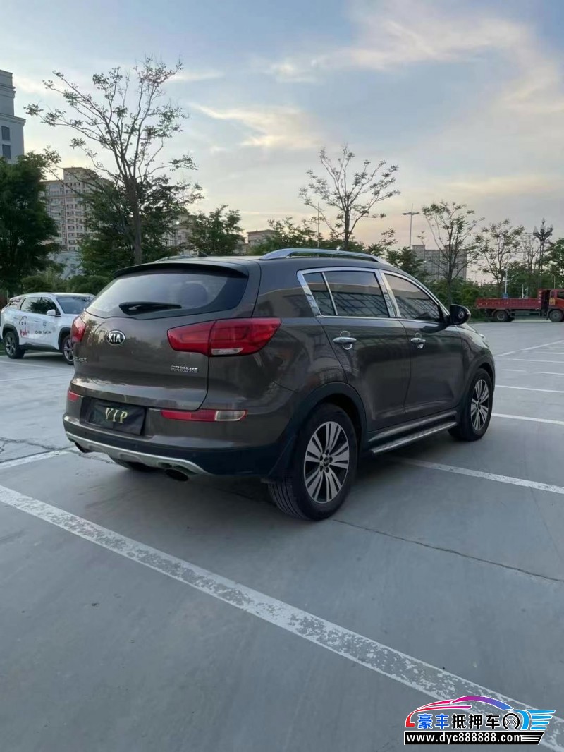 15年起亚智跑轿车抵押车出售