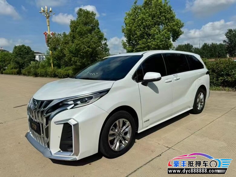 23年丰田塞纳轿车抵押车出售