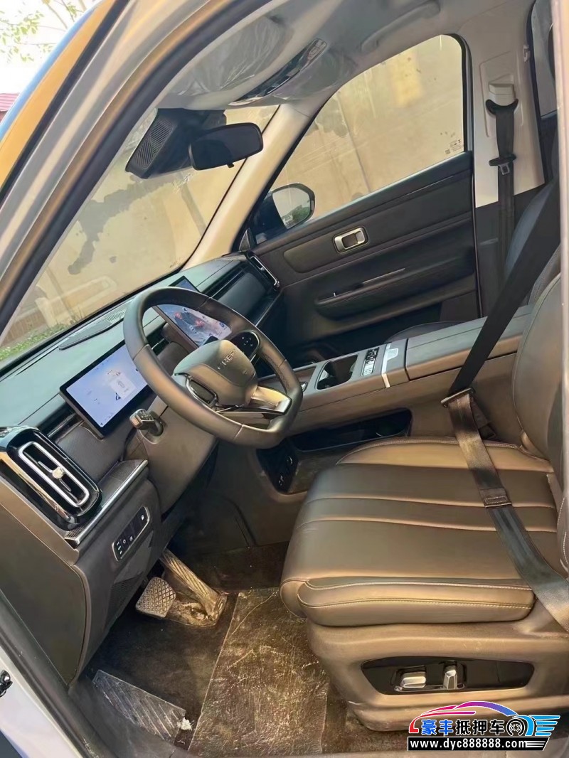 24年奇瑞探索轿车抵押车出售